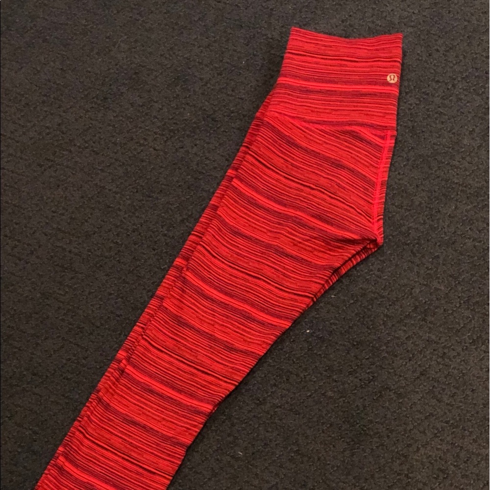 Lululemon High-Rise Cropped Wunder Under Size 6